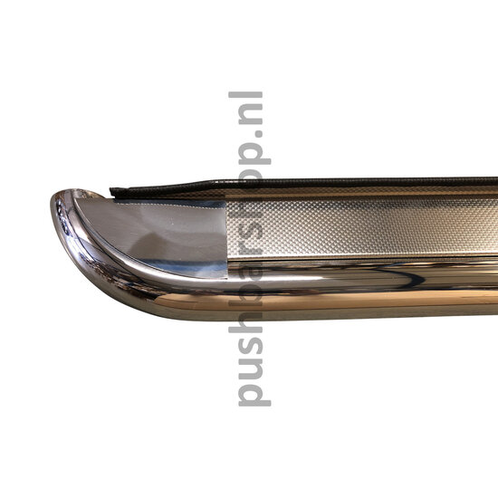 Nissan Primastar L1 sidebars 60 mm met RVS trede